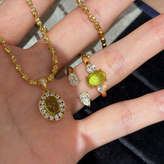 Green Shadow Star Pendant - 925 Silver Peridot Minimalist Luxury Necklace