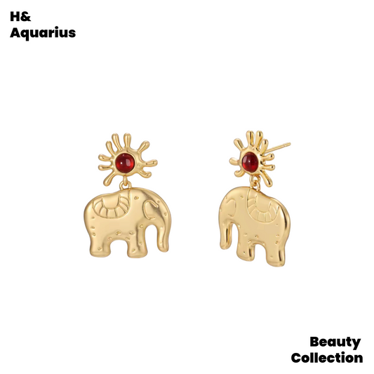 Red Vintage Style Animal Earrings ¨C Luxury Fashion Accessory