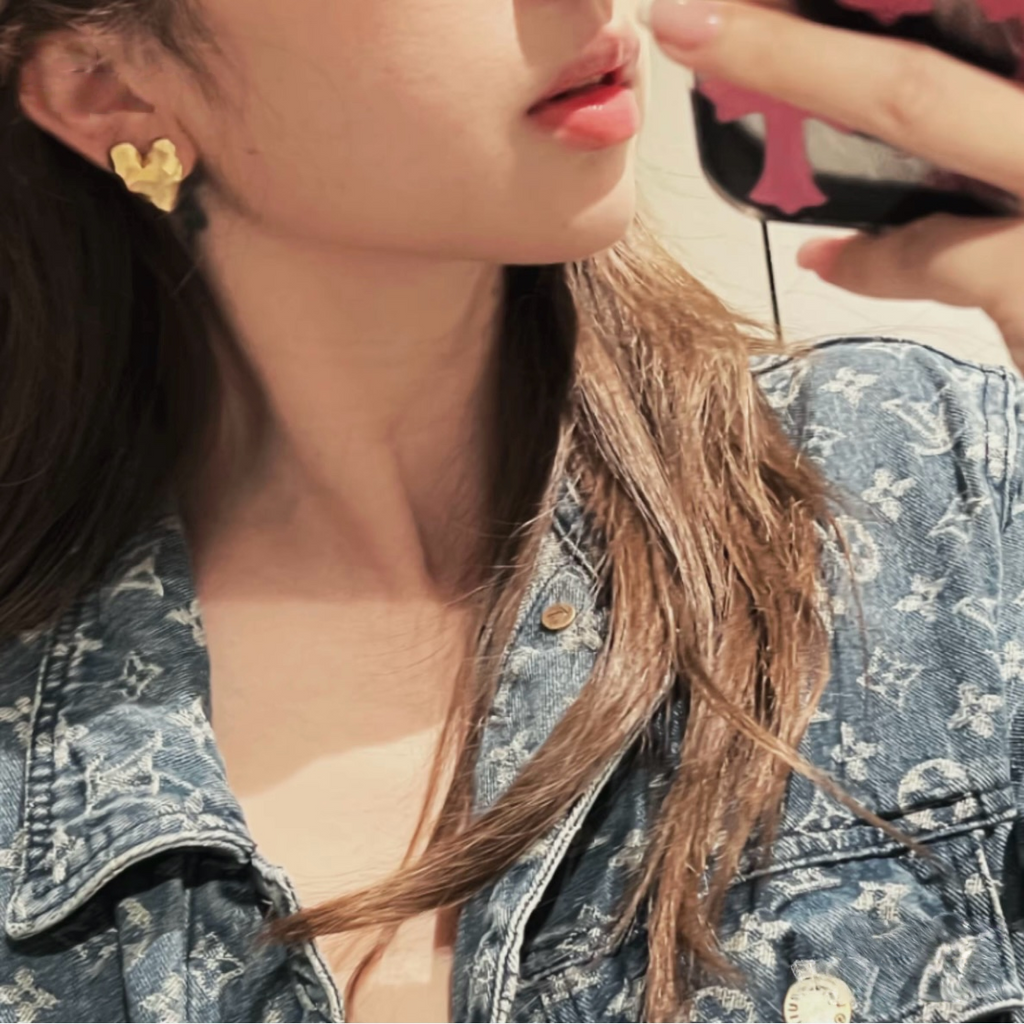 18K gold-plated sterling silver heart stud earrings with hammered textured fronts and butterfly backs