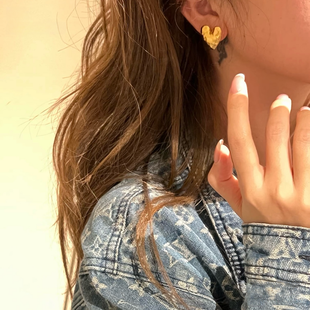 18K gold-plated sterling silver heart stud earrings with hammered textured fronts and butterfly backs