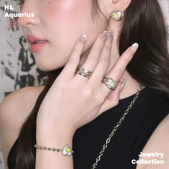 STAY MEDIOCRE Brass "Star Orbit 2.0" Heart Full Pavé Star Bracelet - Minimalist Chain for Women