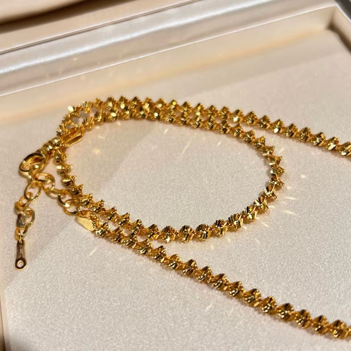 Starlight Textured Chain Necklace