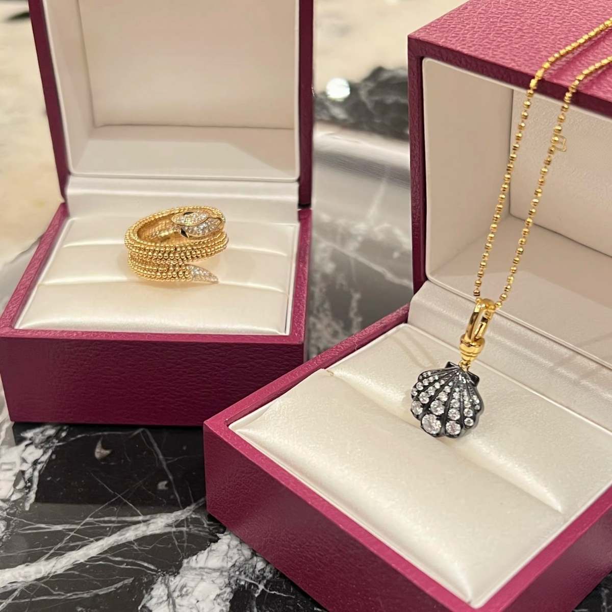 Radiant Scallop Shell Pendant Necklace