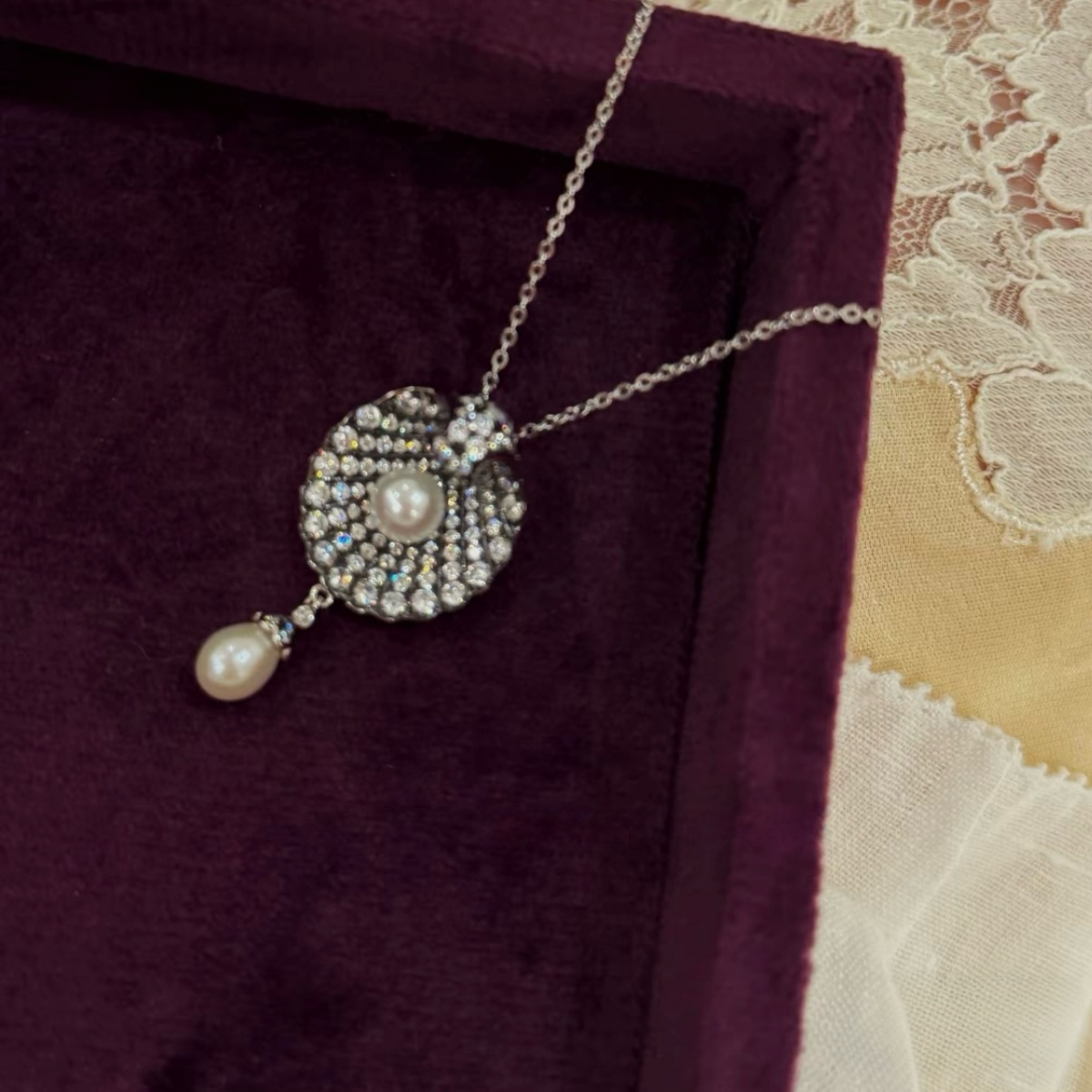 Freshwater Pearl Radiance Shell Necklace