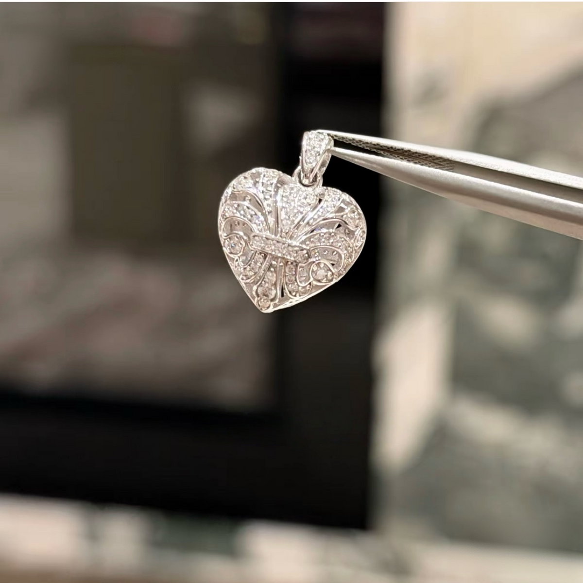 Silver Fleur-de-Lis Heart Pendant