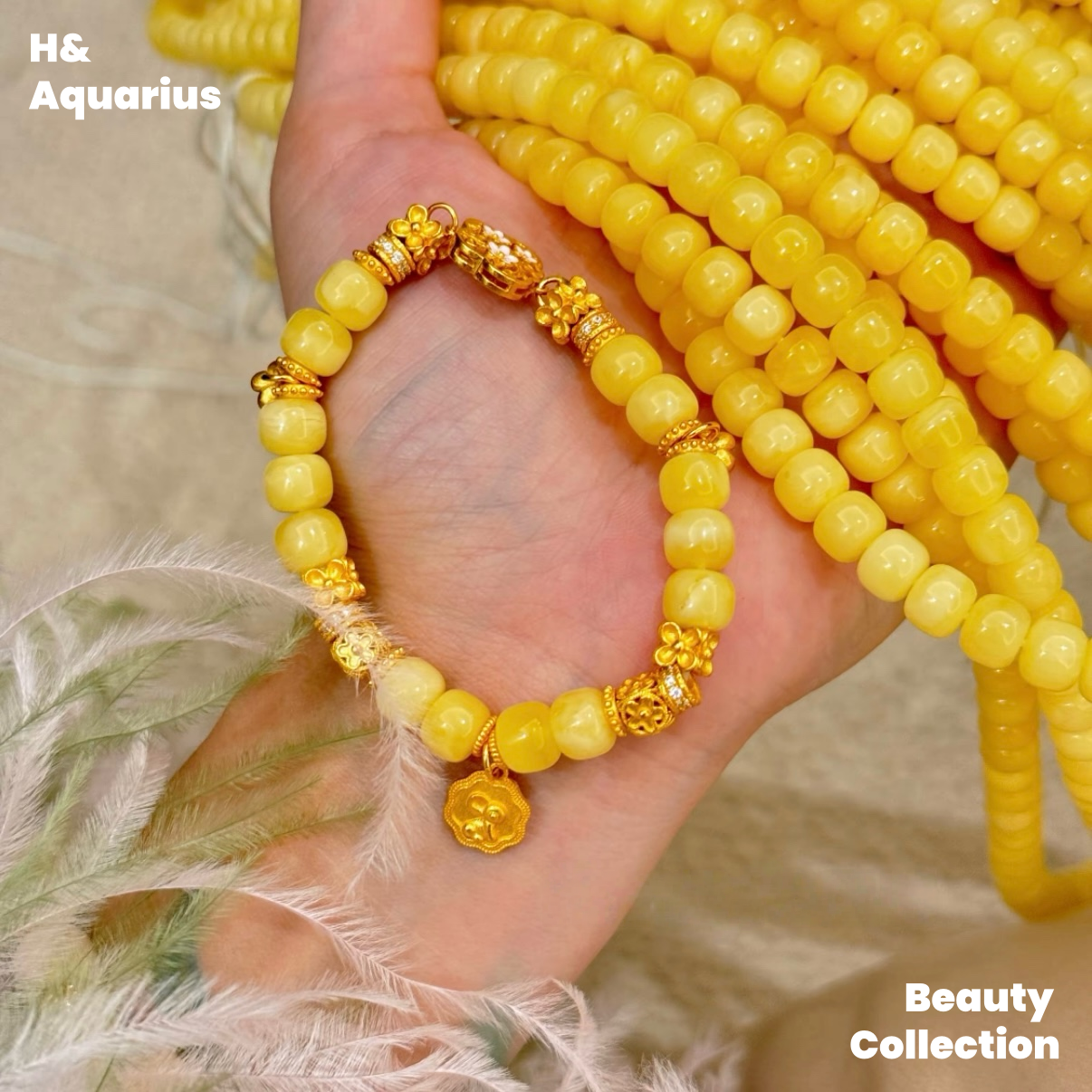 Butter Honey Amber Bracelet with Rabbit Charm, Minimalist Crystal Healing Beads, Cute Aesthetic Jewelry for Women