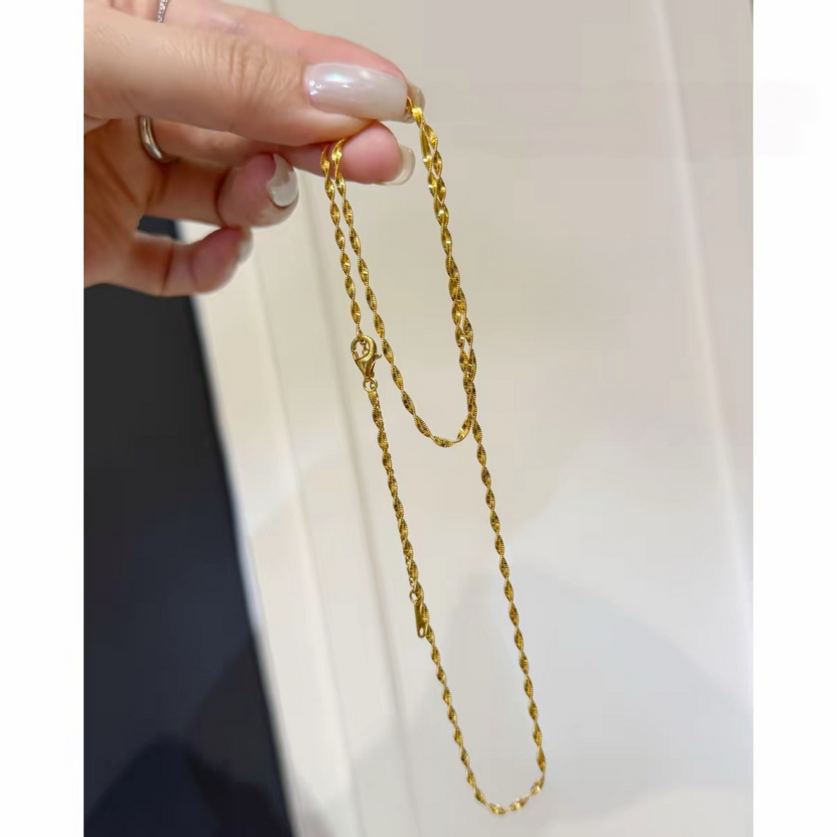 Gold Twist Chain
